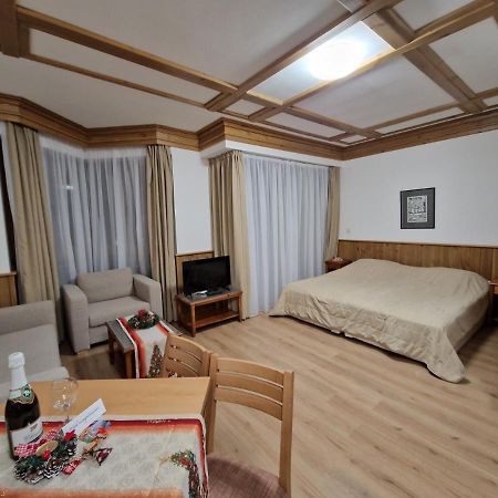 Pirin Golf Private Apartments & Studios Razlog Eksteriør bilde